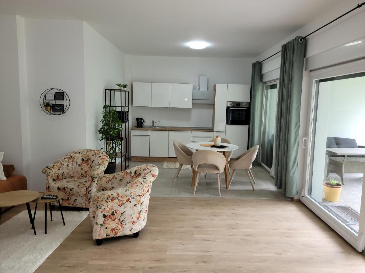 Villa Loe Villach Extérieur photo